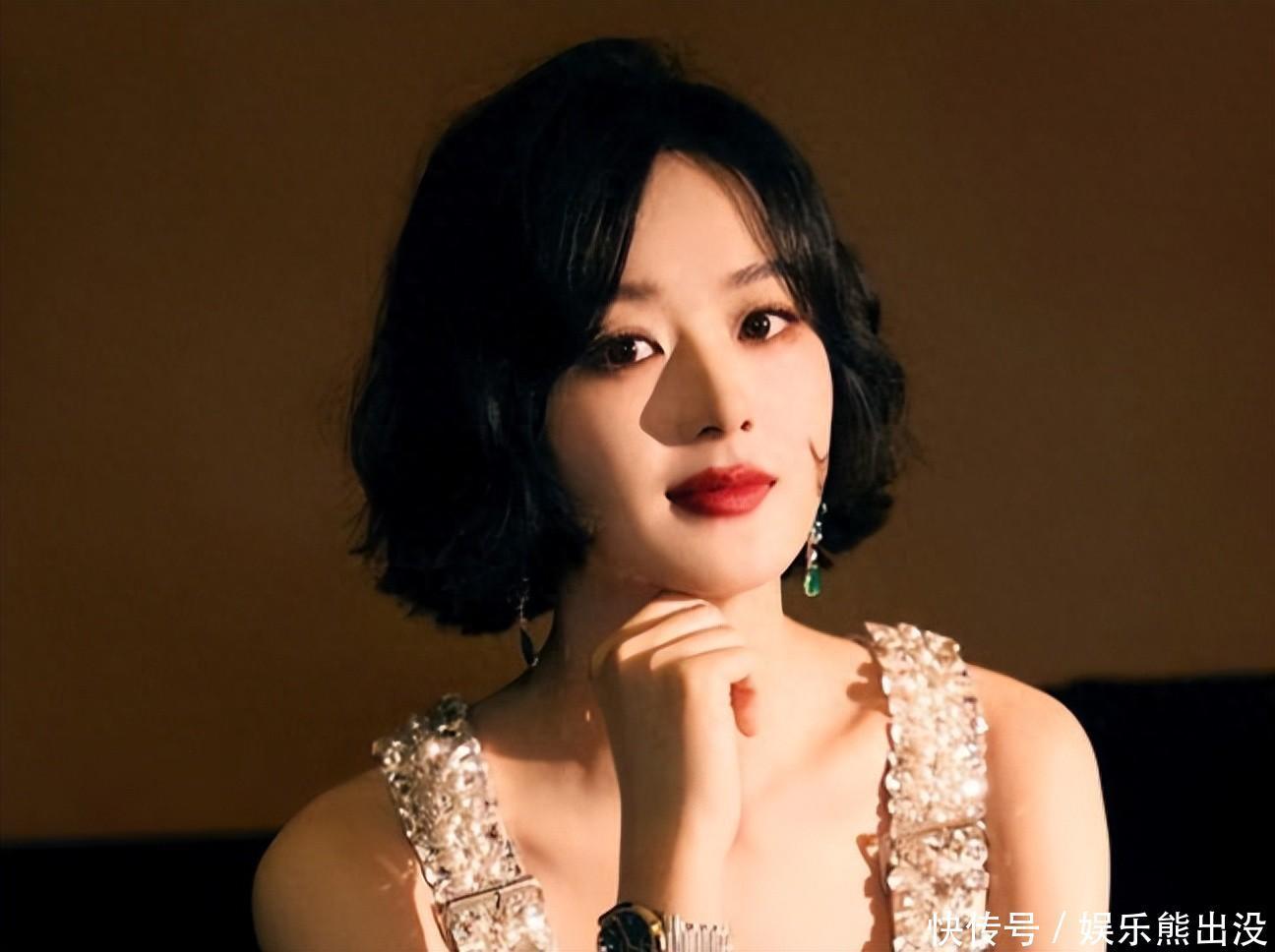 人设翻车！拿没教养当个性的她，终于惹了众怒，难怪金靖都嫌弃她