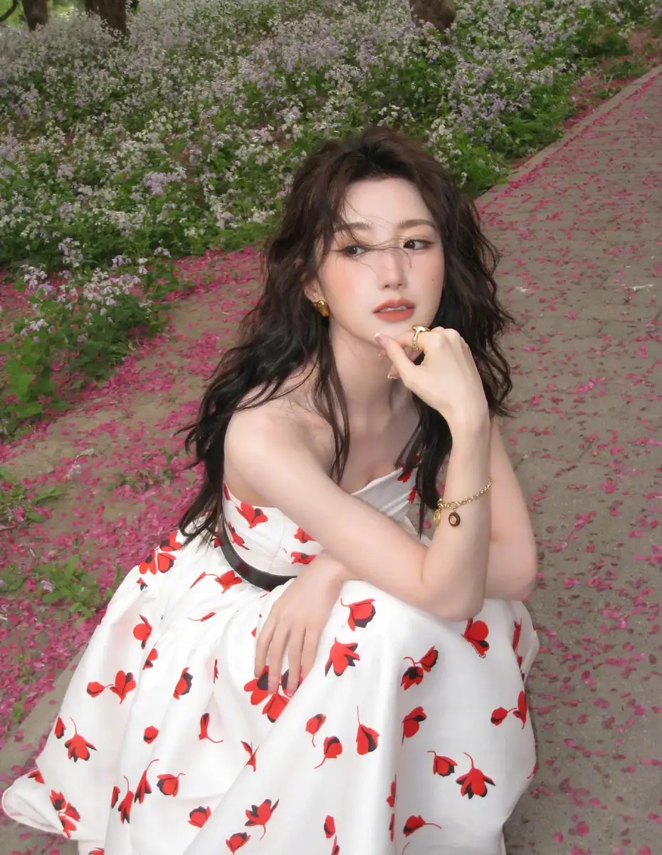 谢广坤前妻王小华直播谈育儿:后悔生孩子晚,多生几个就好了