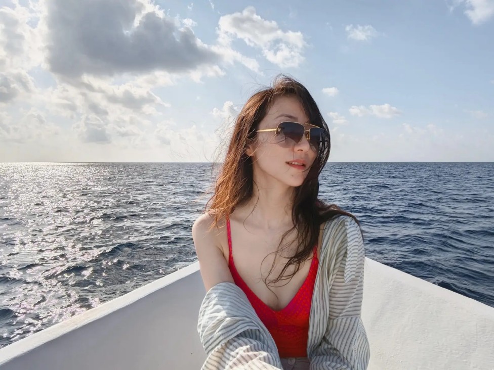 流量毒苹果：贺娇龙事件撕开的行业失序与人性拷问